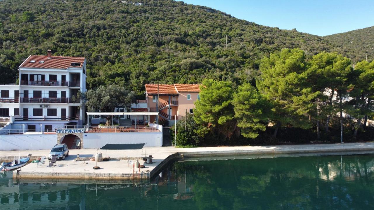 مبيت وإفطار Luka  Pansion Alen - Dugi Otok المظهر الخارجي الصورة