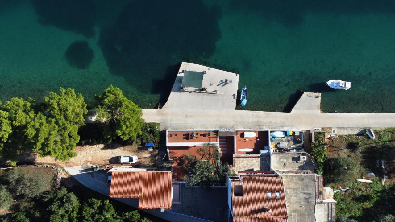 مبيت وإفطار Luka  Pansion Alen - Dugi Otok المظهر الخارجي الصورة