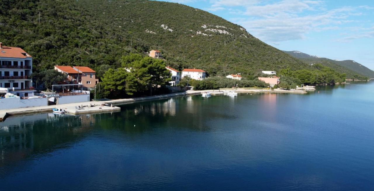 مبيت وإفطار Luka  Pansion Alen - Dugi Otok المظهر الخارجي الصورة