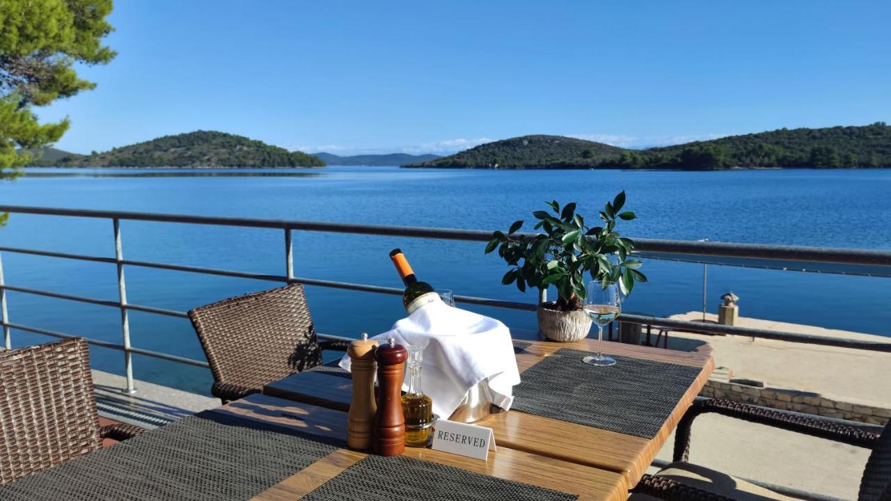 مبيت وإفطار Luka  Pansion Alen - Dugi Otok المظهر الخارجي الصورة